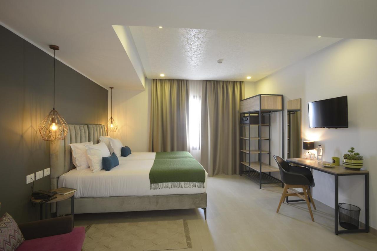 Maia Hotel Suites Tunis Exterior photo