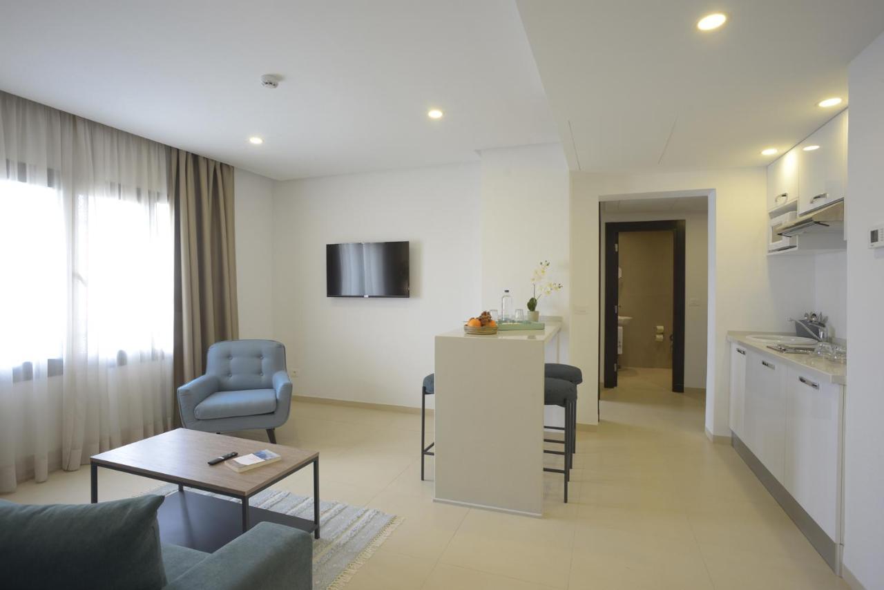 Maia Hotel Suites Tunis Exterior photo A typical apartment