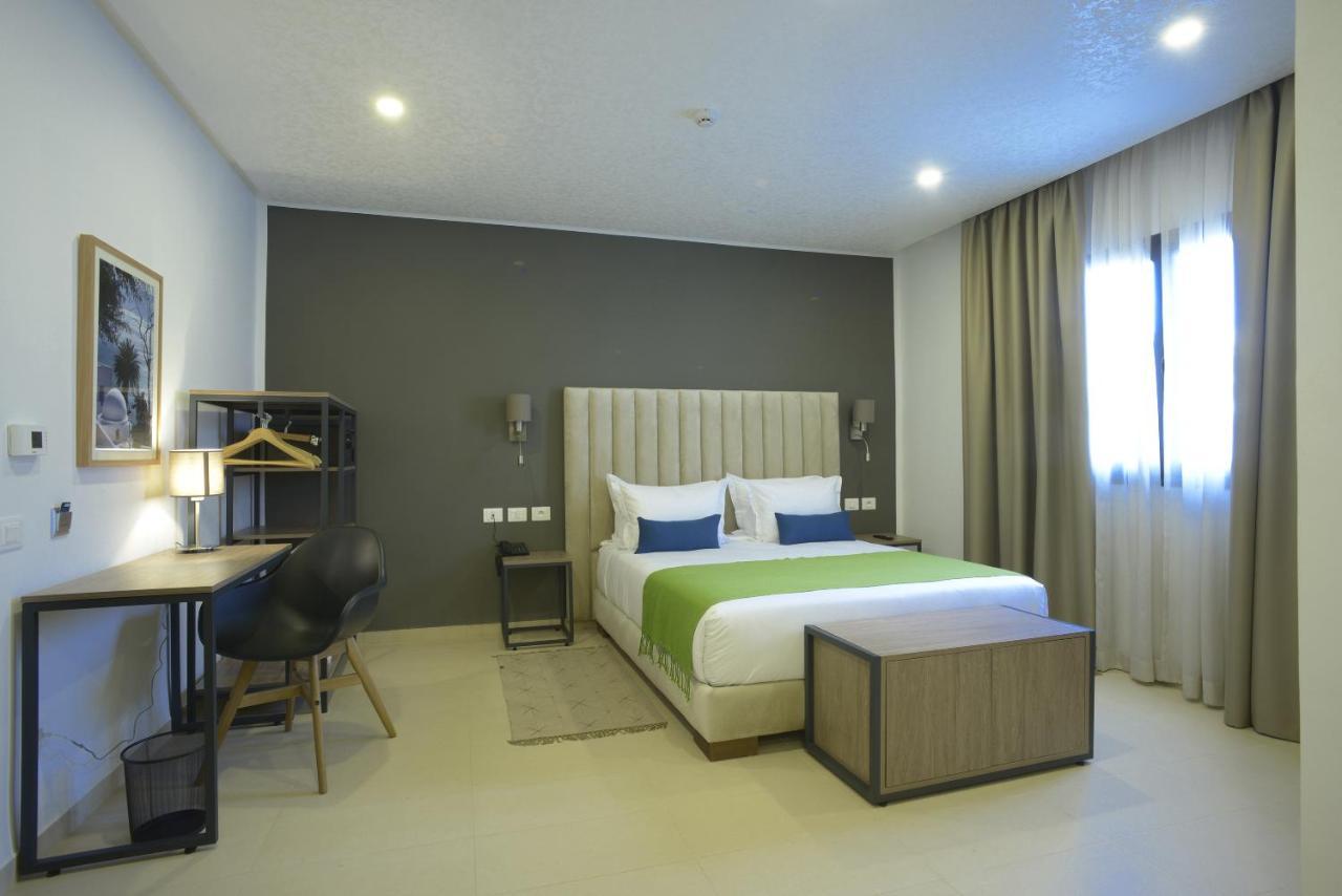 Maia Hotel Suites Tunis Exterior photo