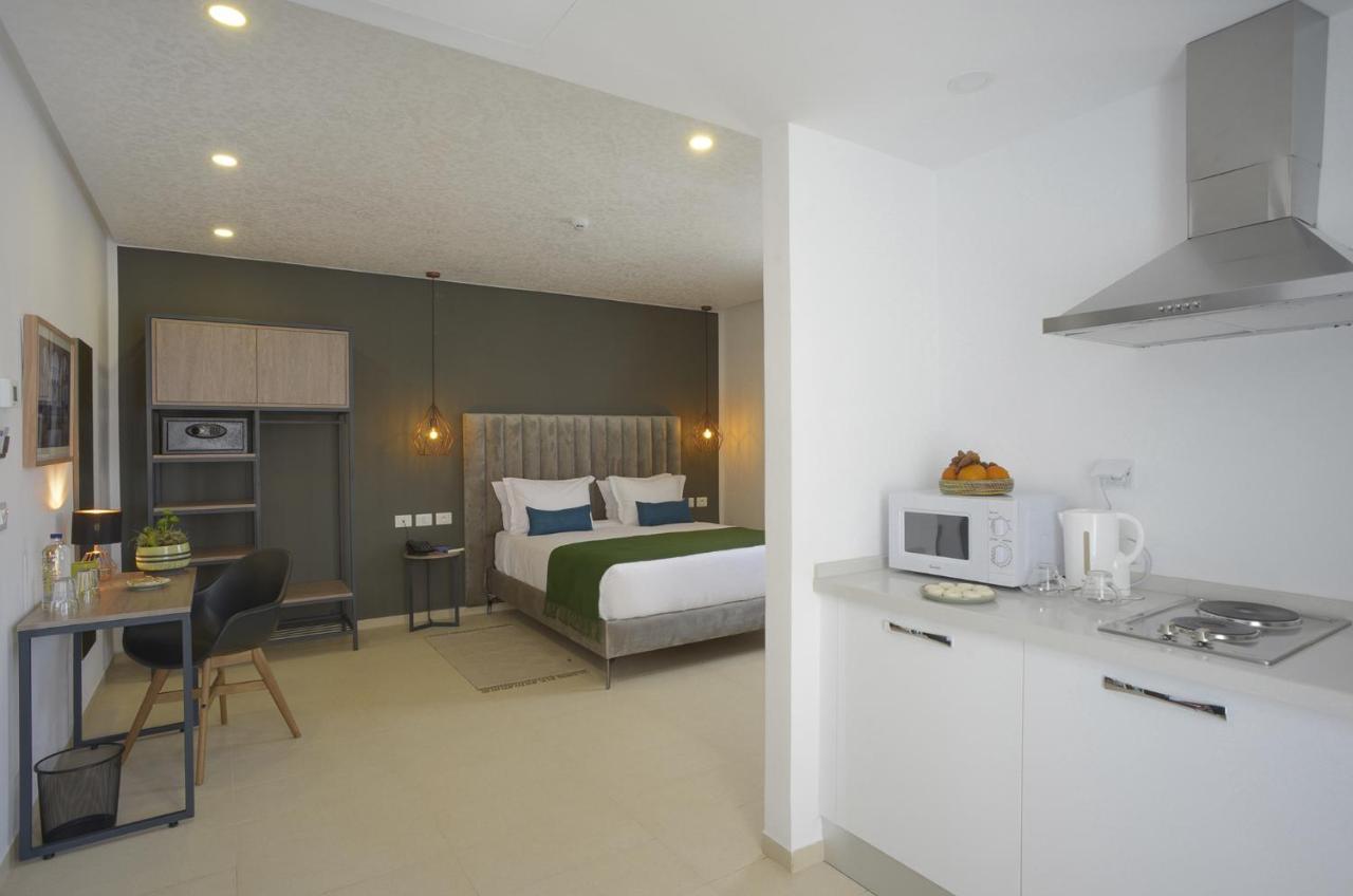 Maia Hotel Suites Tunis Exterior photo A studio apartment
